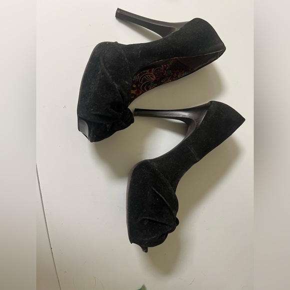 Quips size 7 black pumps - Picture 7 of 9